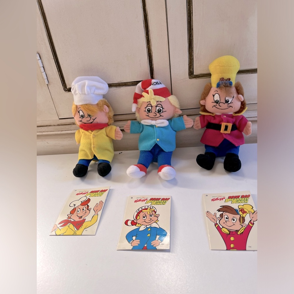 Kellogg's Rice Krispies Snap Crackle Pop Bean Bag Plush
Breakfast Bunch w/ tags